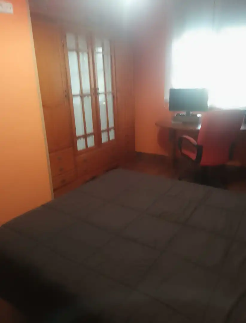 Habitación de Edificio en venta en Malpica de Tajo con Alarma