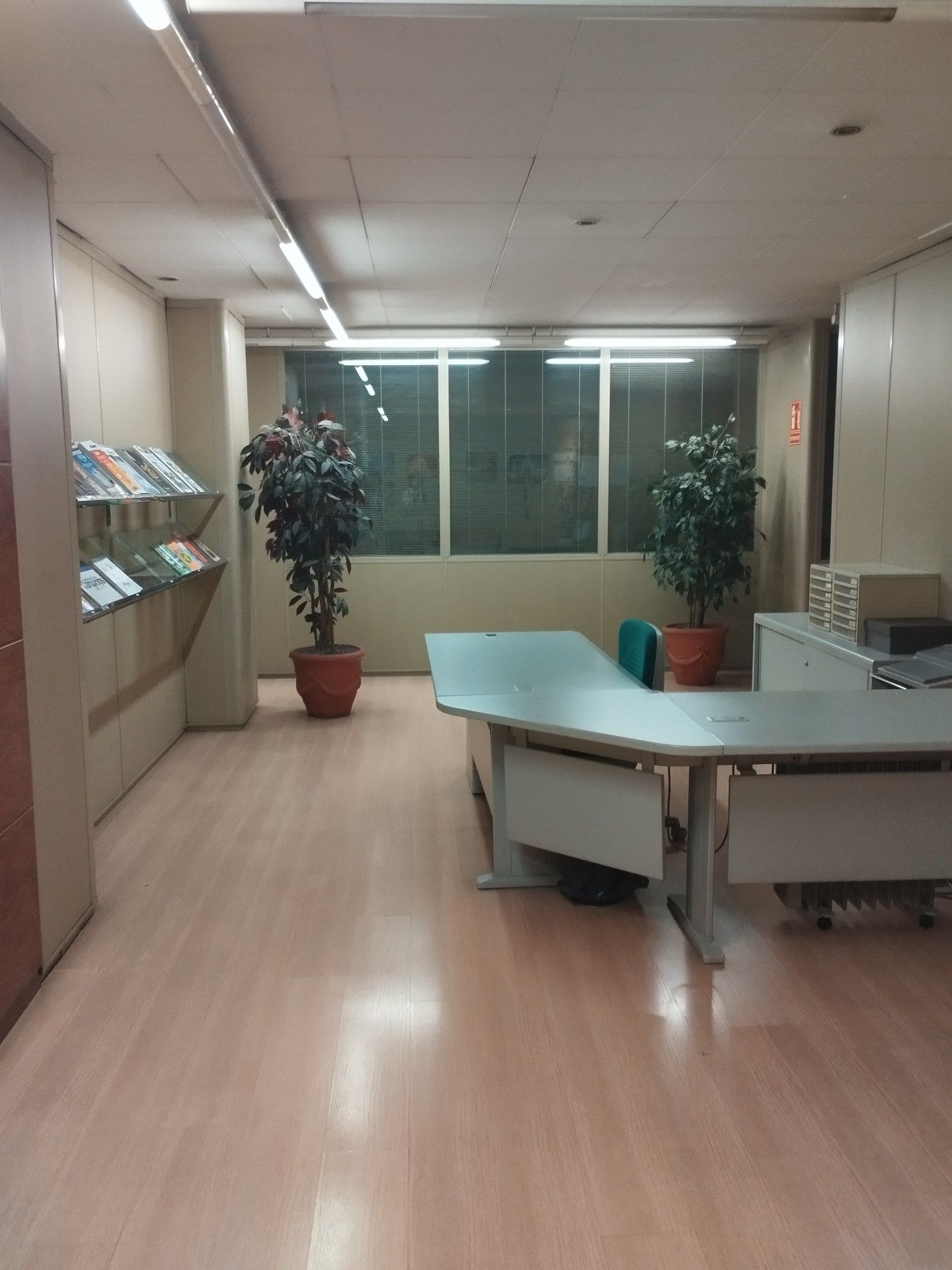 Office for sale in Figueres  with Air Conditioner and Heating
