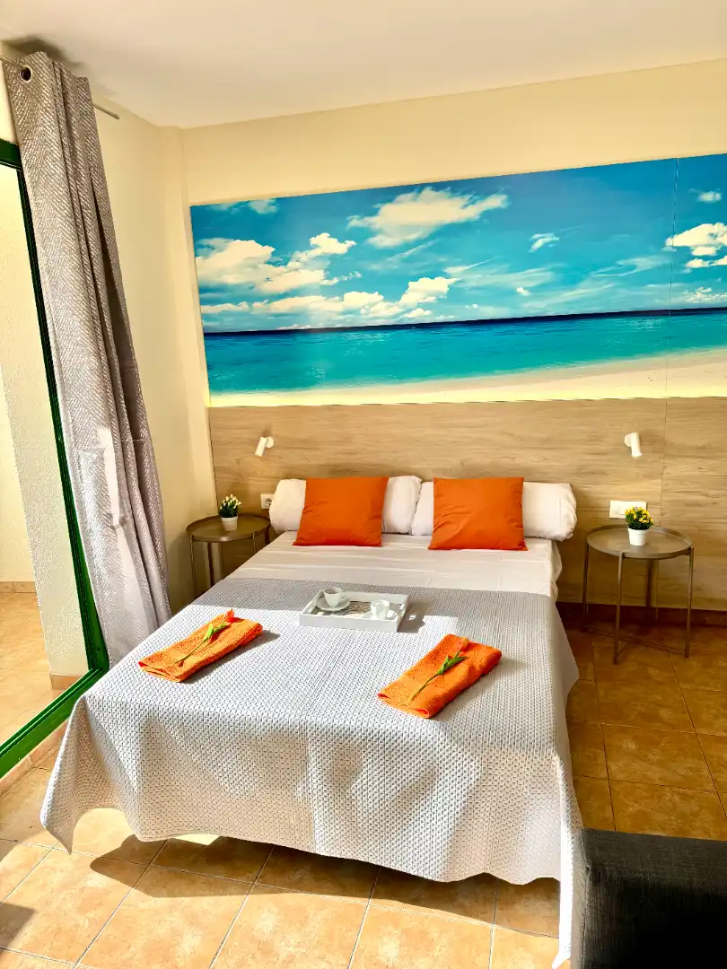 Habitación de Apartamento de alquiler en Salou con Terraza, Amueblado y Horno
