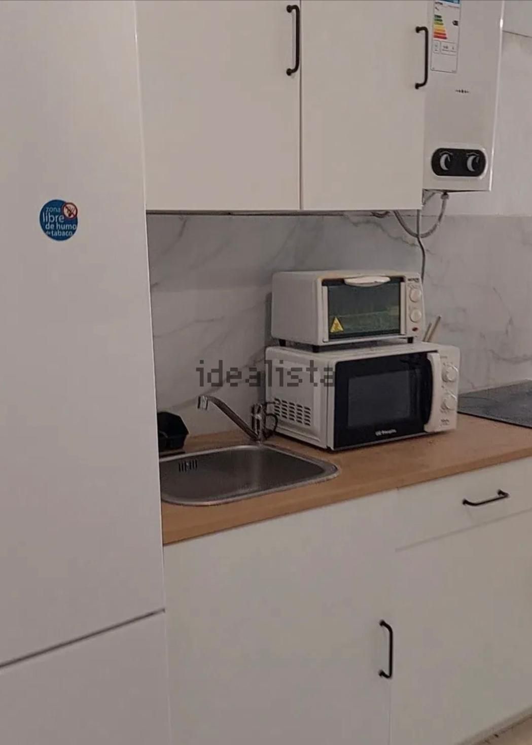 Kitchen of Flat to share in  Ceuta Capital