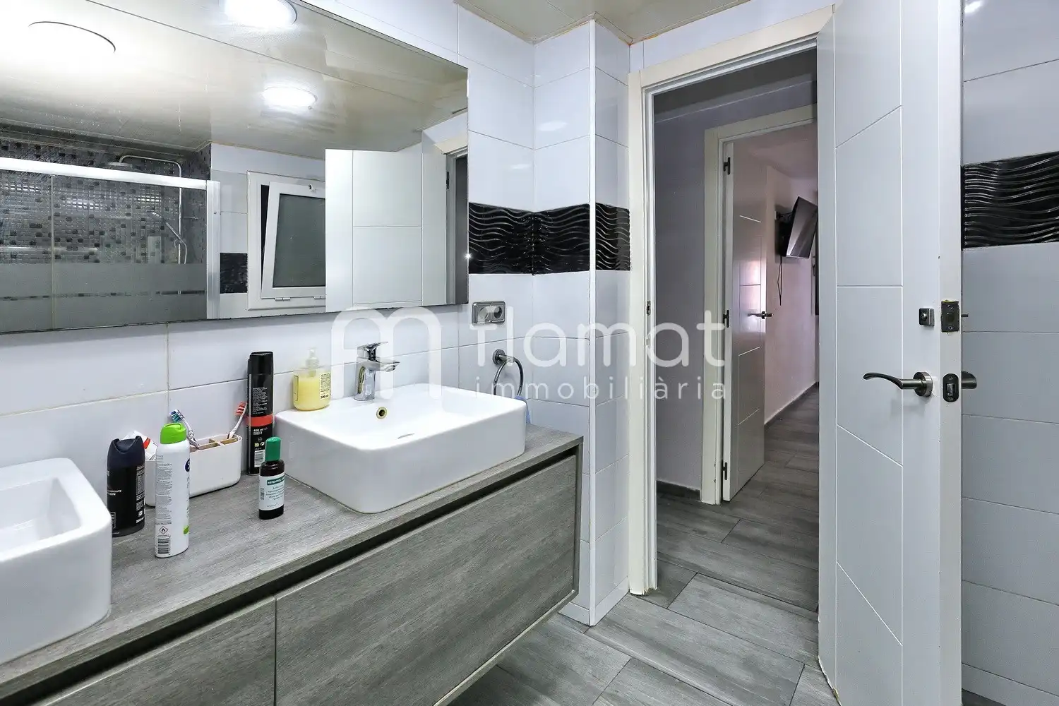 Bathroom of Flat for sale in La Mina