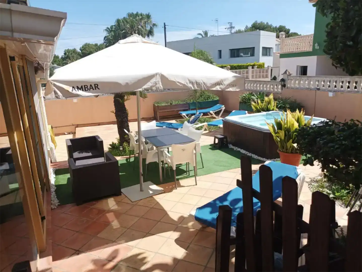 Terrassa de Casa o xalet de lloguer en Dénia amb Aire condicionat, Jardí privat i Piscina