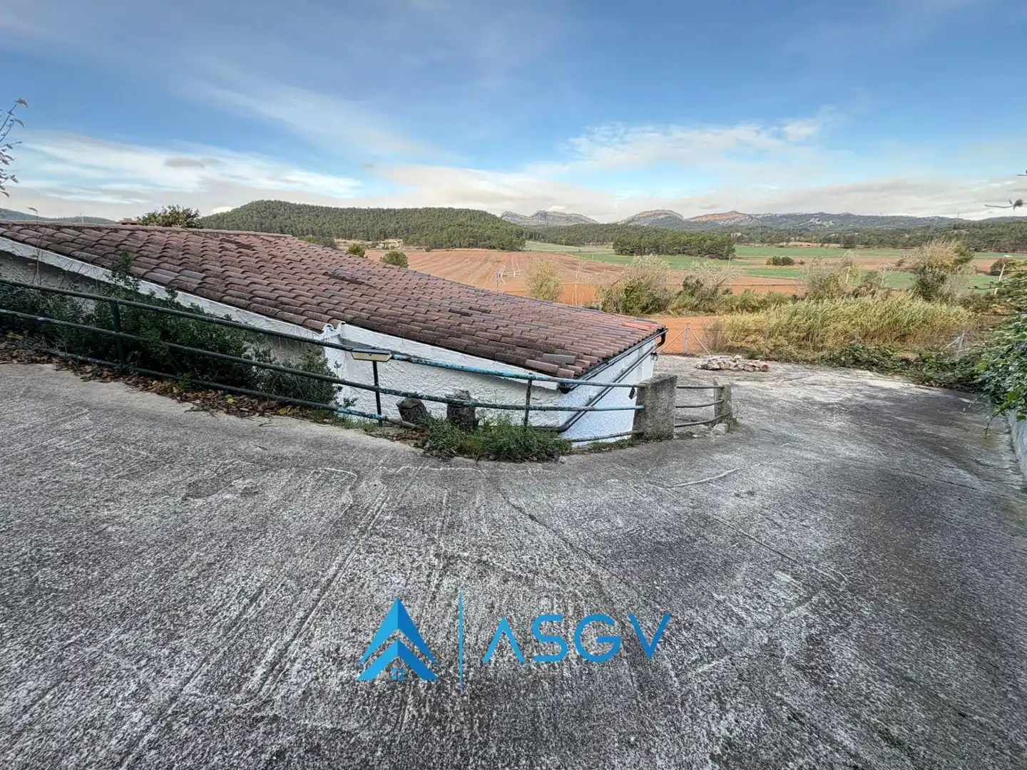 Casa o chalet en venta en Santa Maria de Miralles con Calefacción, Jardín privado y Trastero