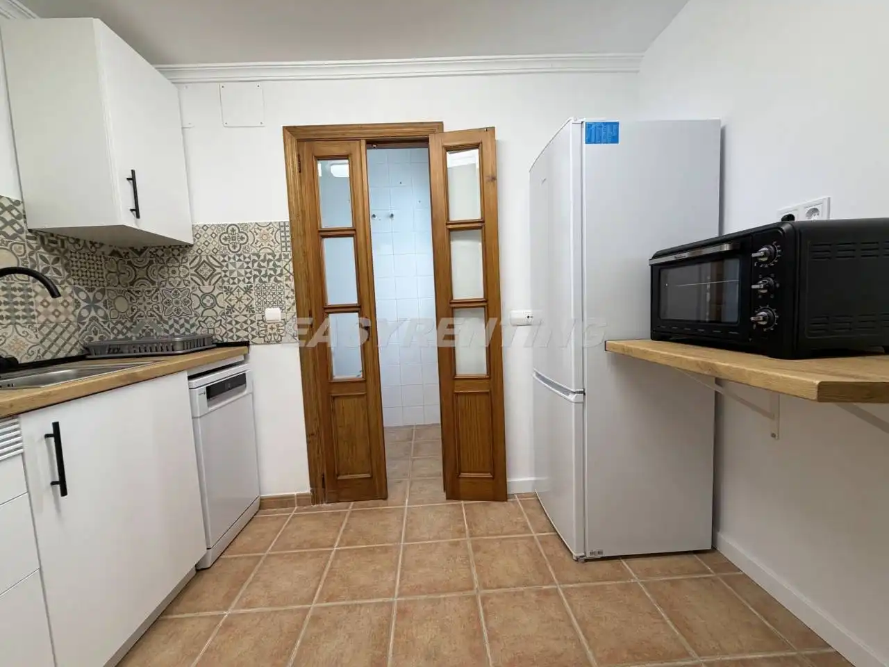 Kitchen of Flat for rent in La Línea de la Concepción  with Air Conditioner and Furnished