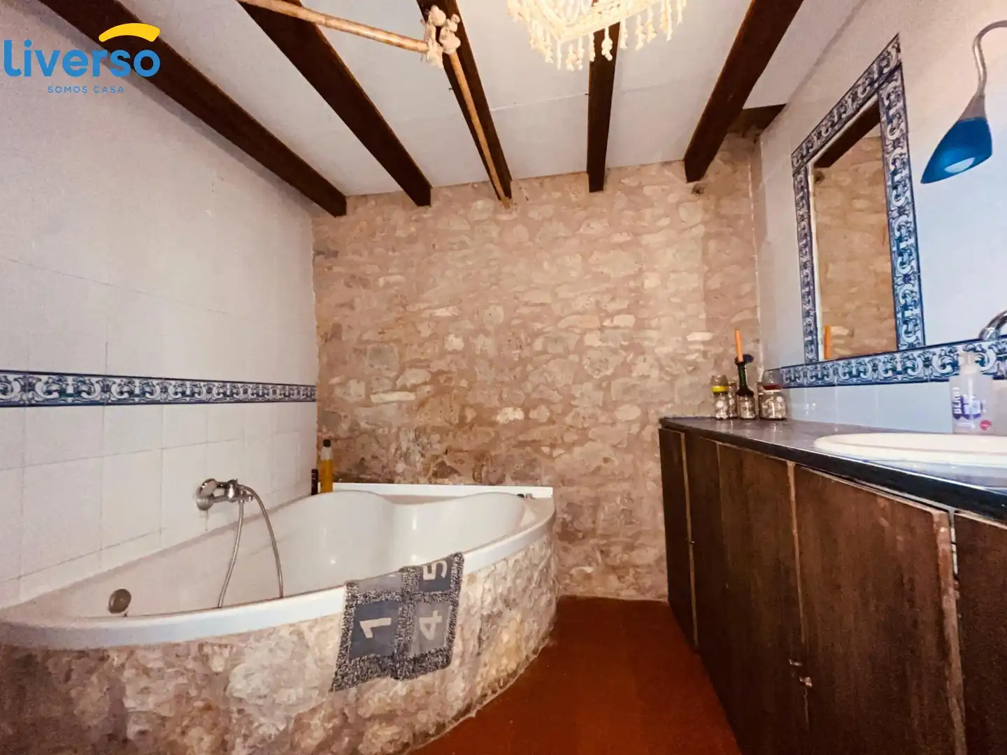 Bathroom of Houses for sale in Revillarruz  with Heating, Terrace and Furnished
