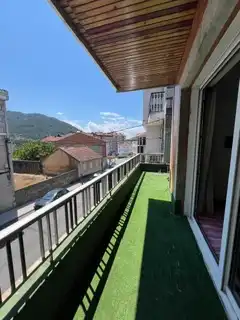 Vista exterior de Casa o xalet en venda en Pontevedra Capital  amb Calefacció, Traster i Moblat