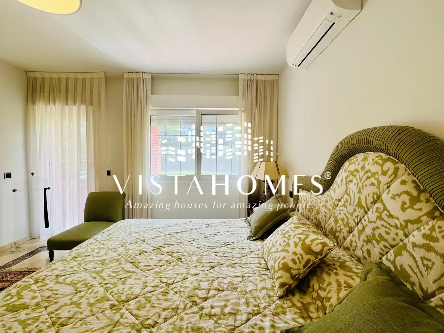 Bedroom of Houses for sale in Ciudalcampo  with Air Conditioner, Heating and Private garden