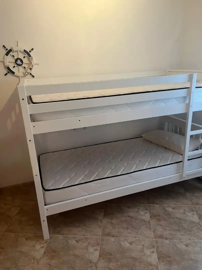 Dormitori de Pis en venda en Palamós amb Aire condicionat, Calefacció i Moblat