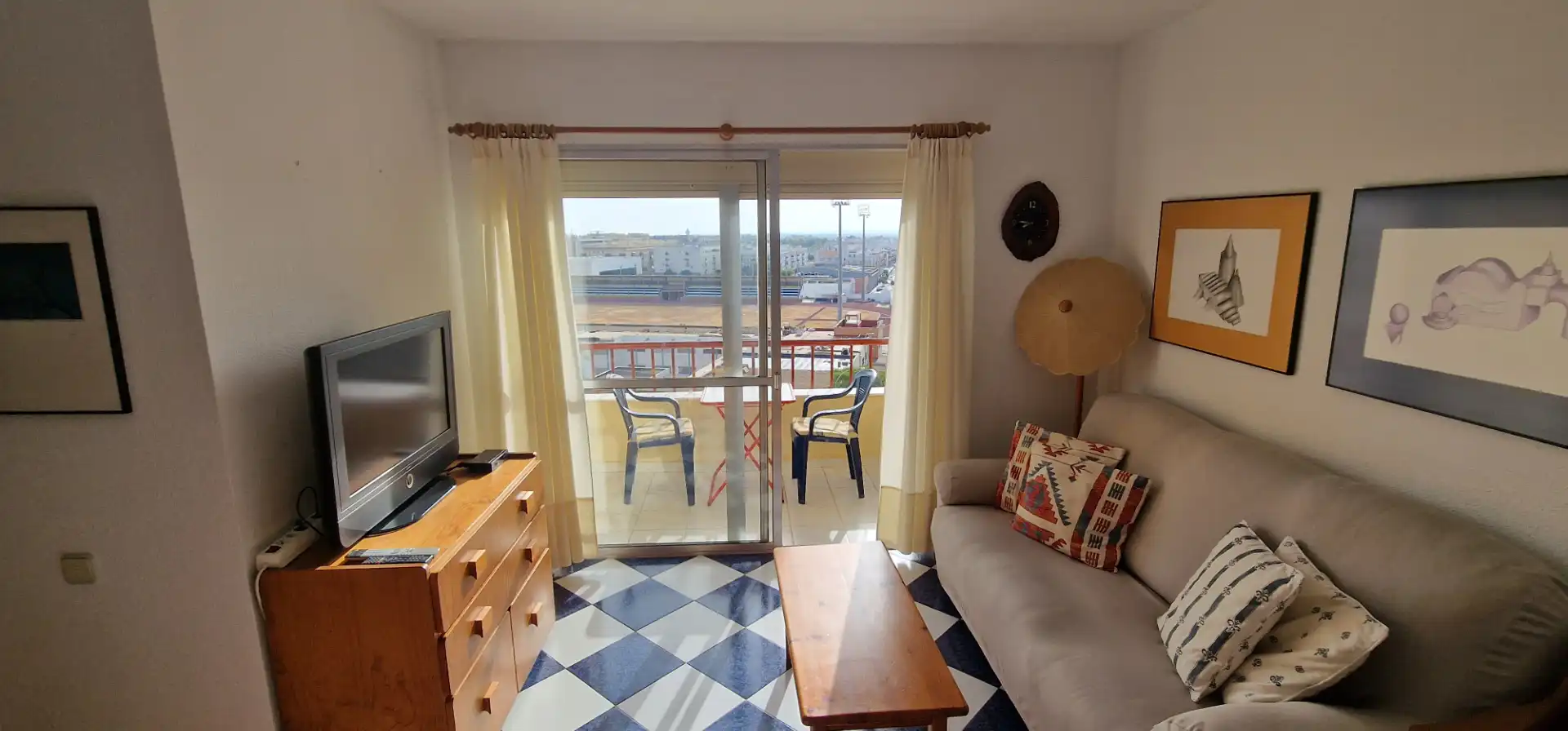 Wohnzimmer von Wohnung zum Verkauf in Isla Cristina mit Terrasse, Möbliert und Mikrowelle