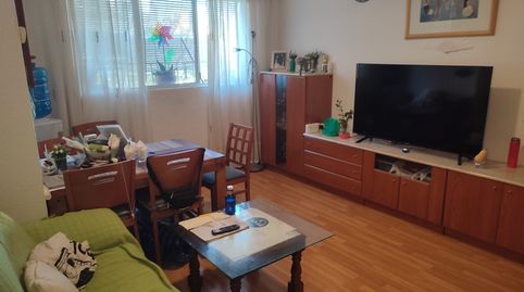 Foto 2 de Piso en venta en Carrer Zaragoza, Badia del Vallès, Barcelona