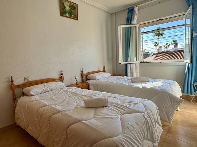 Planta baja en Alquiler en Calle ZEUS-CLARAS en Los Narejos - Punta Calera