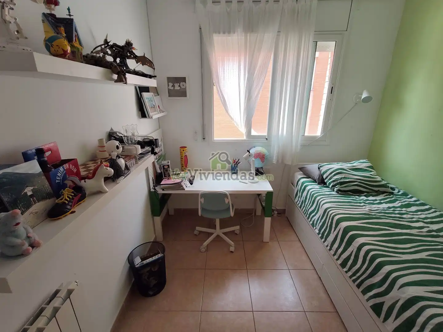 Dormitori de Casa adosada en venda en Castellar del Vallès amb Calefacció, Jardí privat i Terrassa