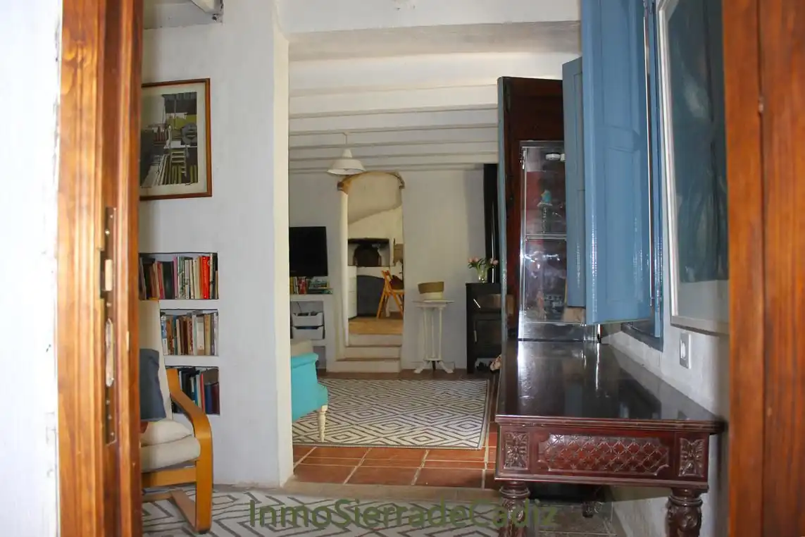 Finca rústica en venta en Zahara con Jardín privado, Terraza y Trastero