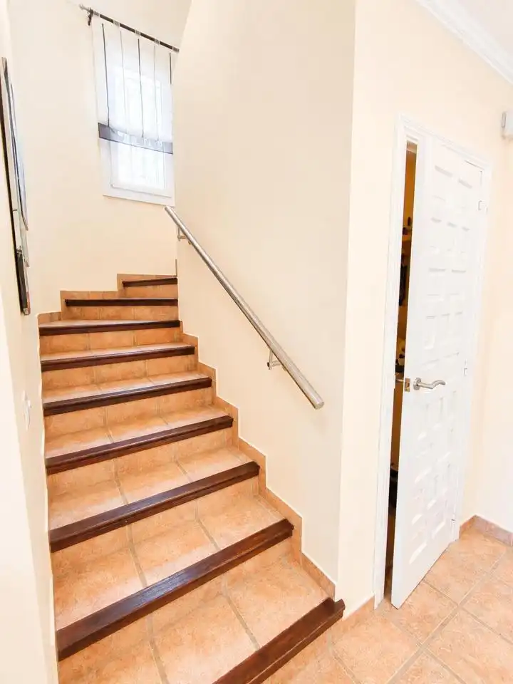 Casa o chalet en venta en Oliva con Terraza y Piscina comunitaria