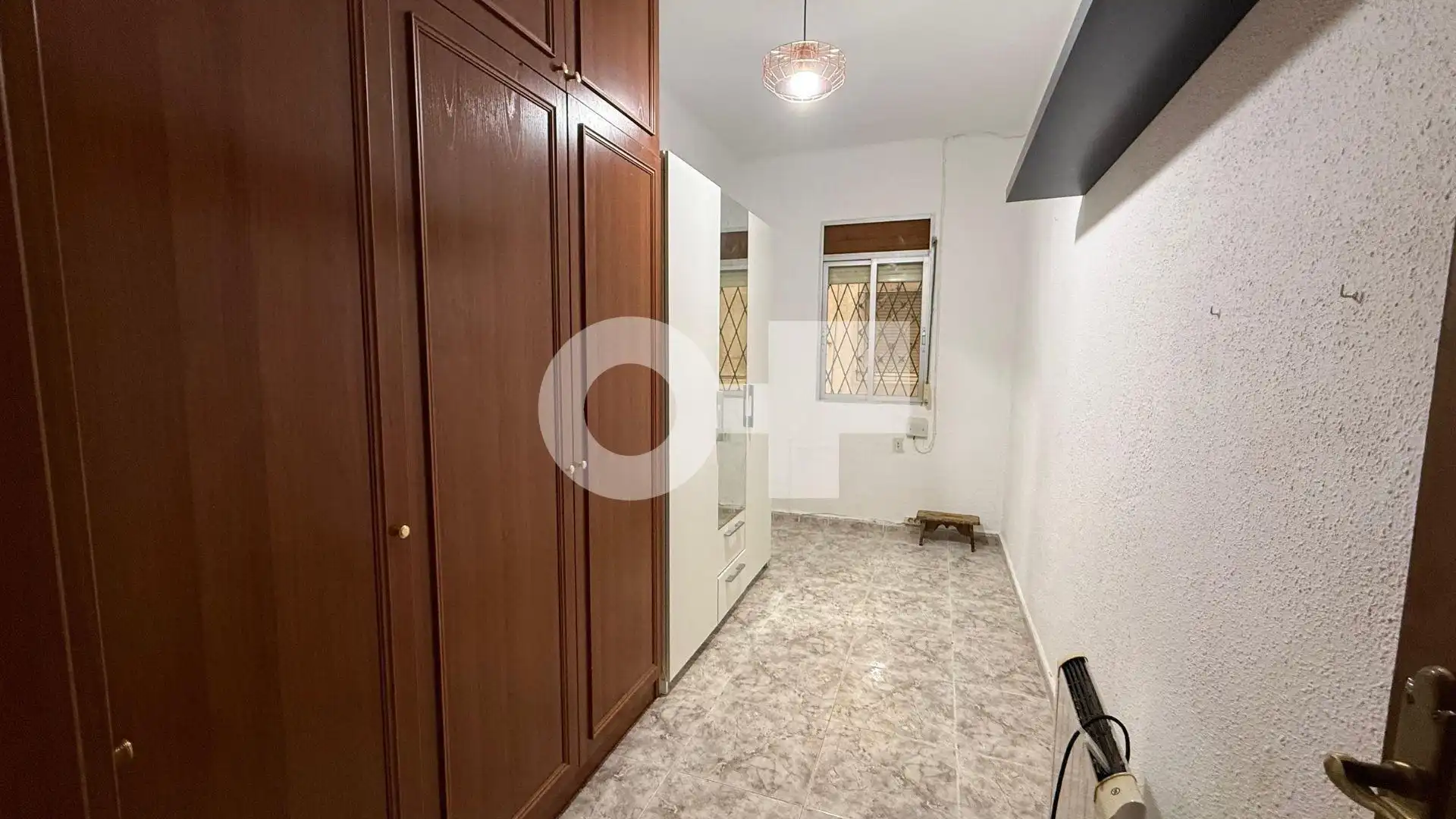 Schlafzimmer von Wohnung zum Verkauf in Barcelona mit Heizung, Möbliert und Alarm