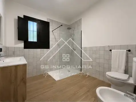 Baño de Casa o chalet de alquiler en Lucena con Aire acondicionado, Trastero y Piscina