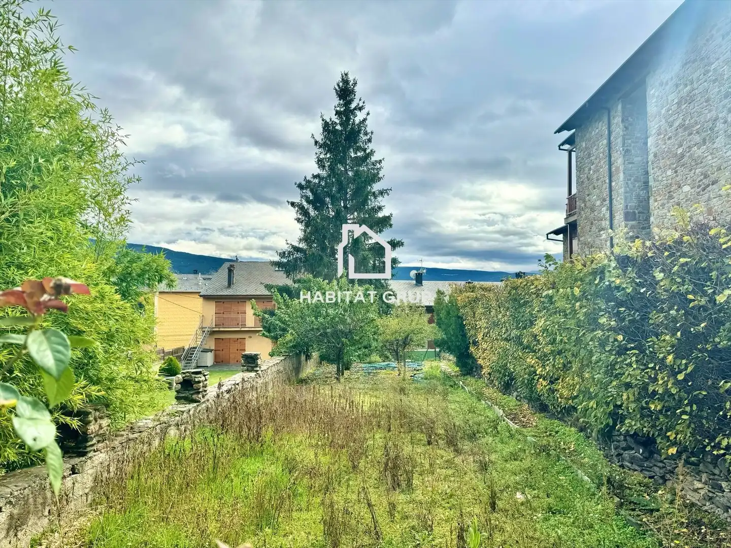 Casa adosada en venda en Llívia amb Calefacció, Jardí privat i Terrassa