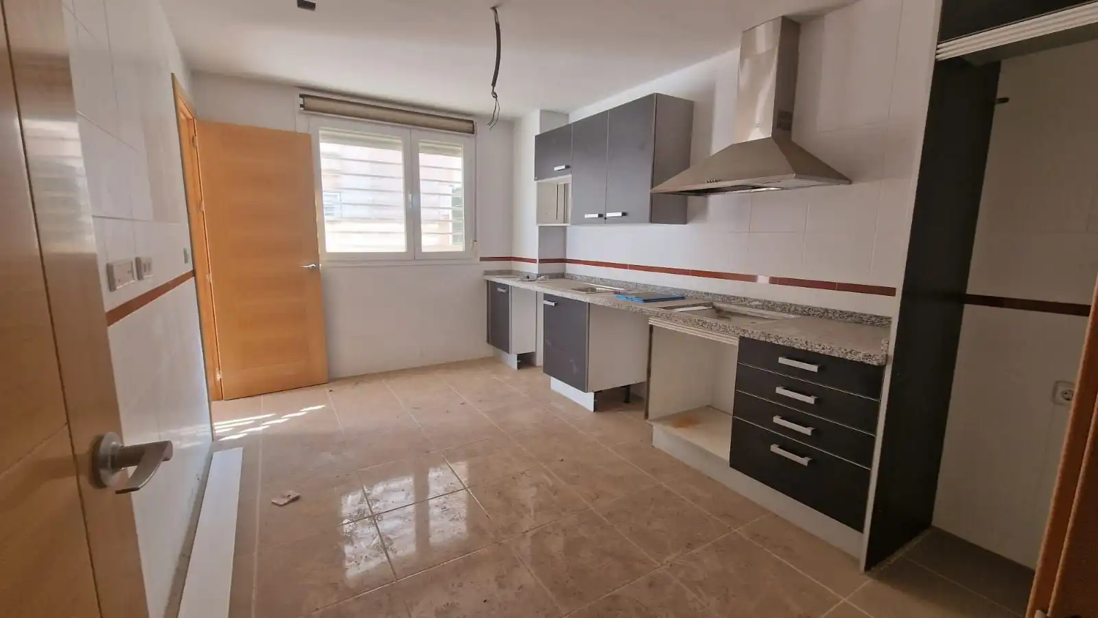 Cocina de Casa o chalet en venta en Almería con Aire acondicionado, Jardín privado y Terraza