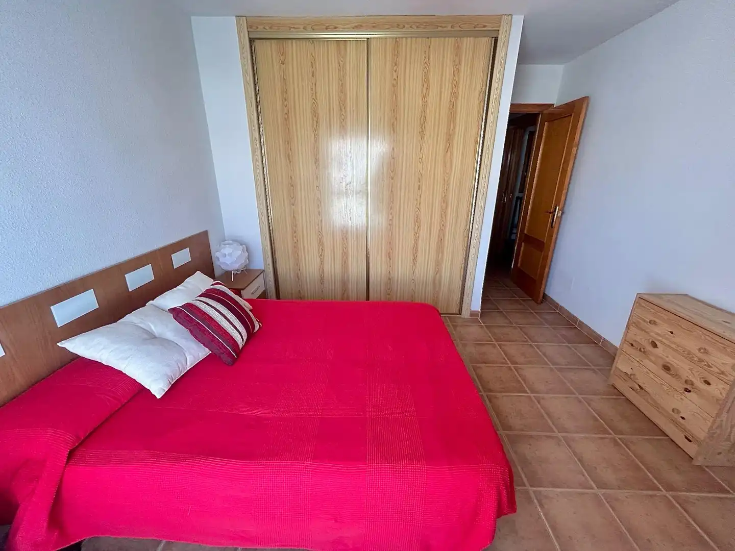 Habitación de Piso en venta en Roquetas de Mar con Terraza, Amueblado y Piscina comunitaria