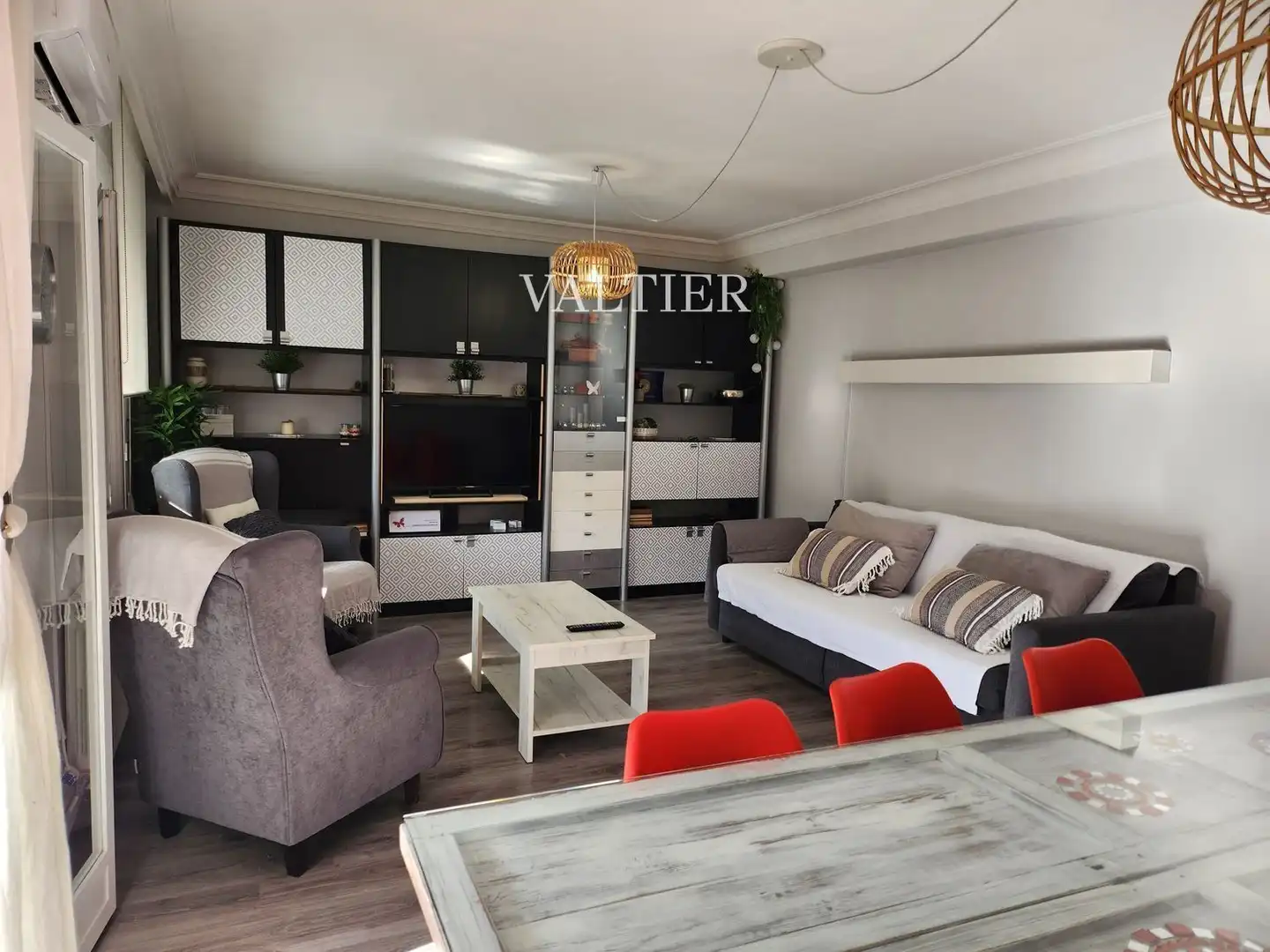Sala de estar de Piso de alquiler en Madrid con Aire acondicionado, Terraza y Amueblado