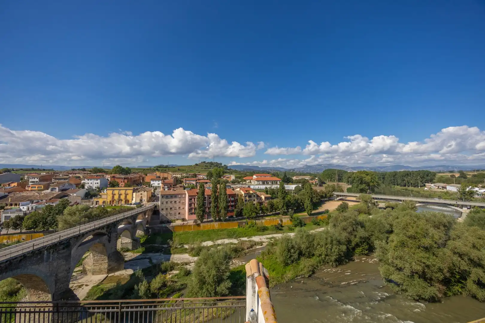 Vista exterior de Piso en venta en Roda de Ter