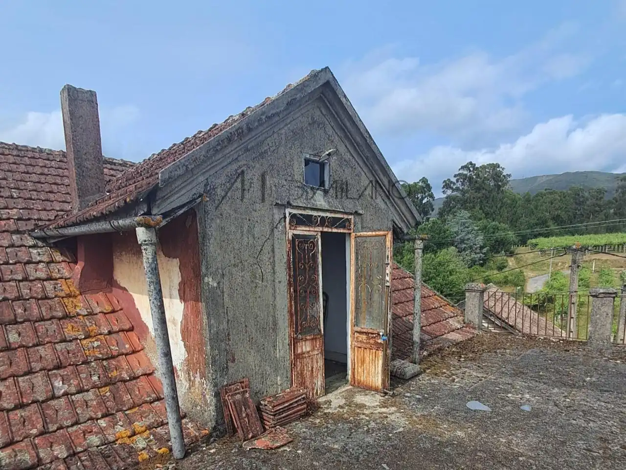 Exterior view of Houses for sale in Salvaterra de Miño  with Private garden