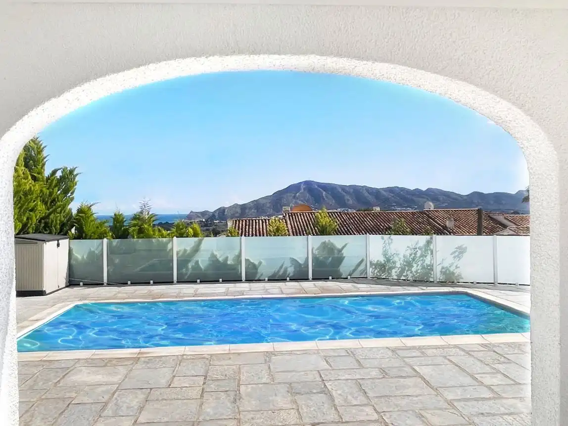 Haus mit Pool zur Miete in Carrer Sant Vicent 20