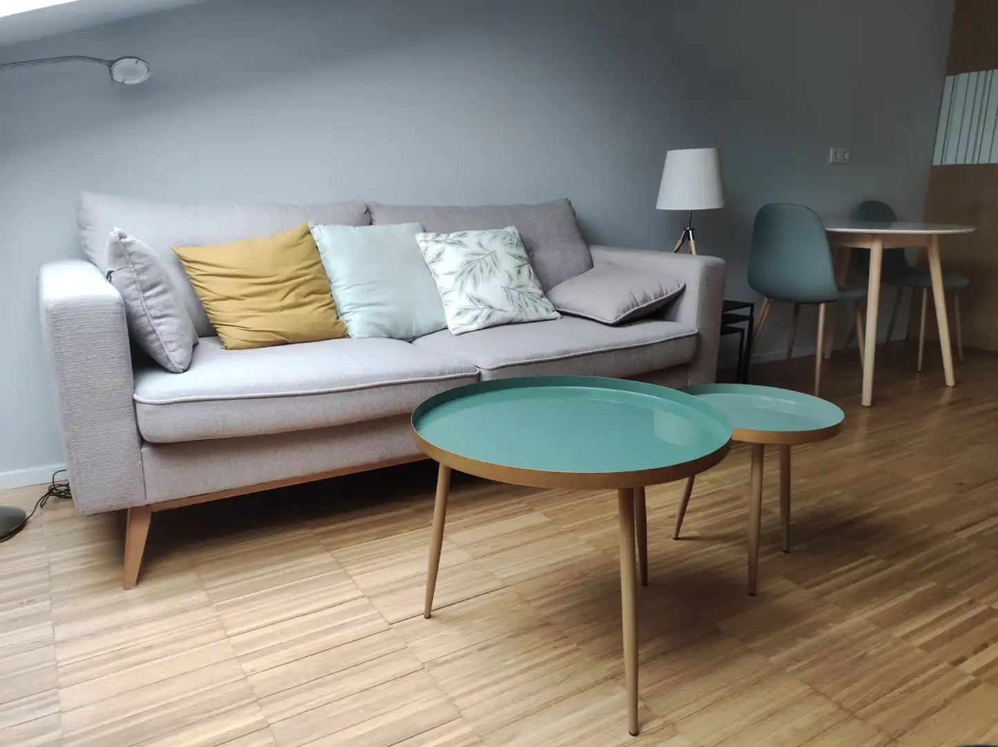 Wohnzimmer von Wohnungen zur Miete in A Coruña Capital  mit Heizung, Parkett und Möbliert