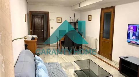 Foto 2 de Piso de alquiler en Centro, Cáceres Capital