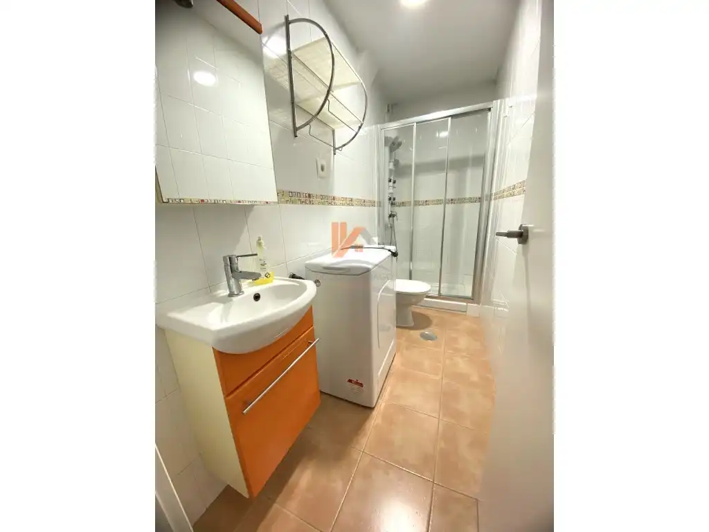 Bany de Apartament de lloguer en Santiago de Compostela  amb Moblat