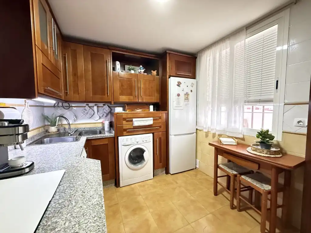 Cuina de Casa o xalet en venda en Villafranca de Córdoba amb Aire condicionat