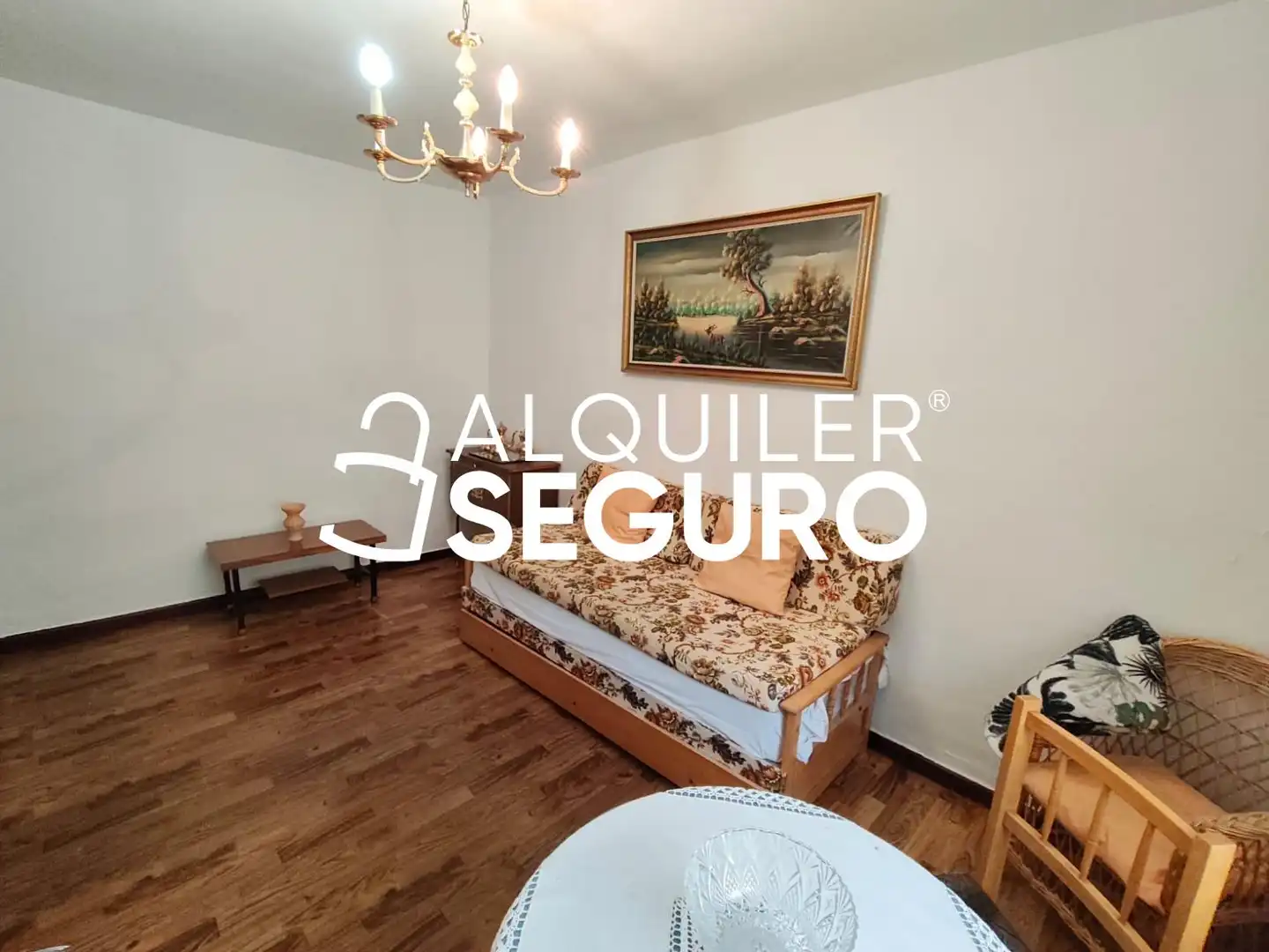 Sala d'estar de Pis de lloguer en Madrid amb Calefacció, Terrassa i Moblat