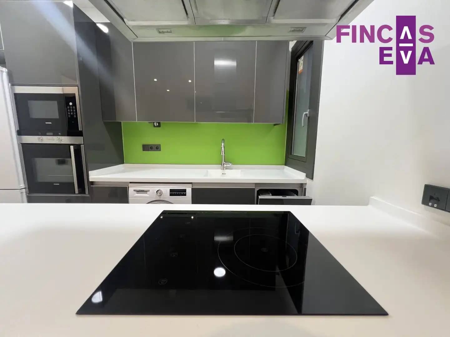 Cocina de Piso en venta en Barcelona con Calefacción, Parquet y Balcón