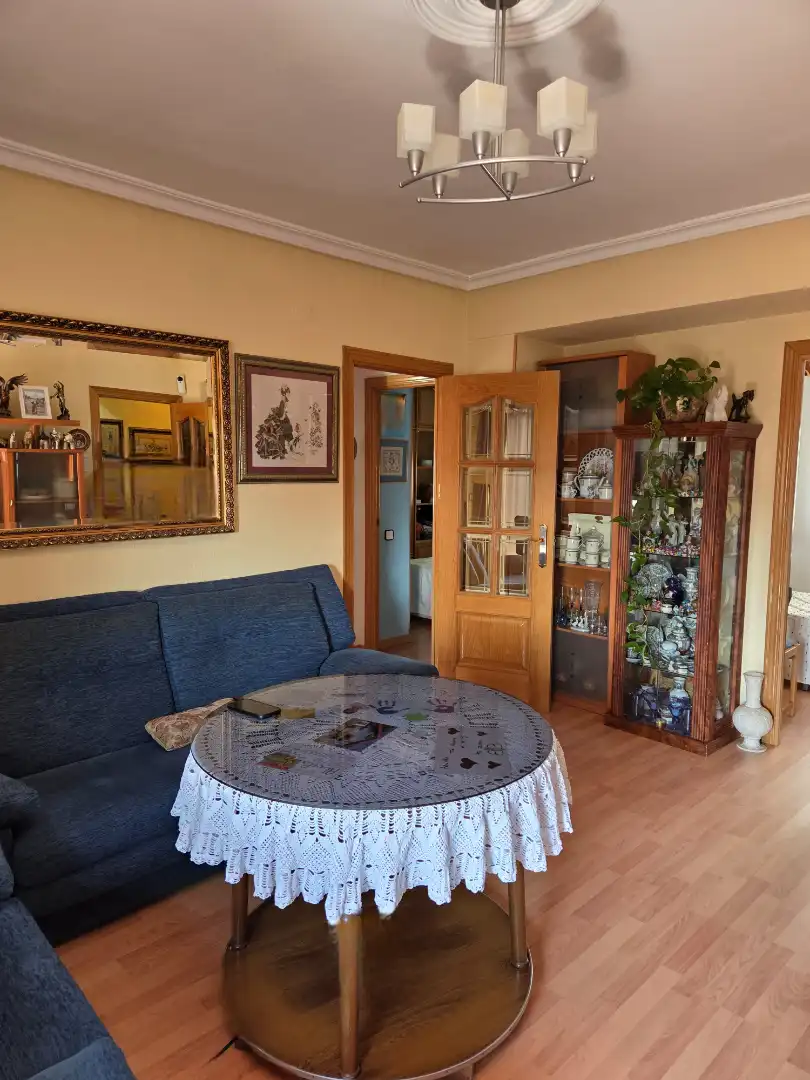 Sala de estar de Piso en venta en Badajoz con Aire acondicionado, Parquet y Terraza