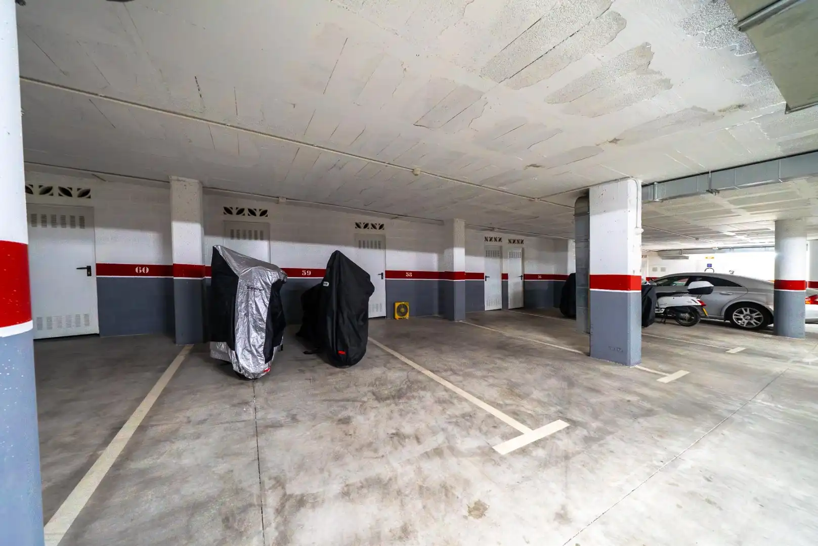 Parking de Apartamento en venta en Villajoyosa / La Vila Joiosa con Aire acondicionado, Trastero y Amueblado