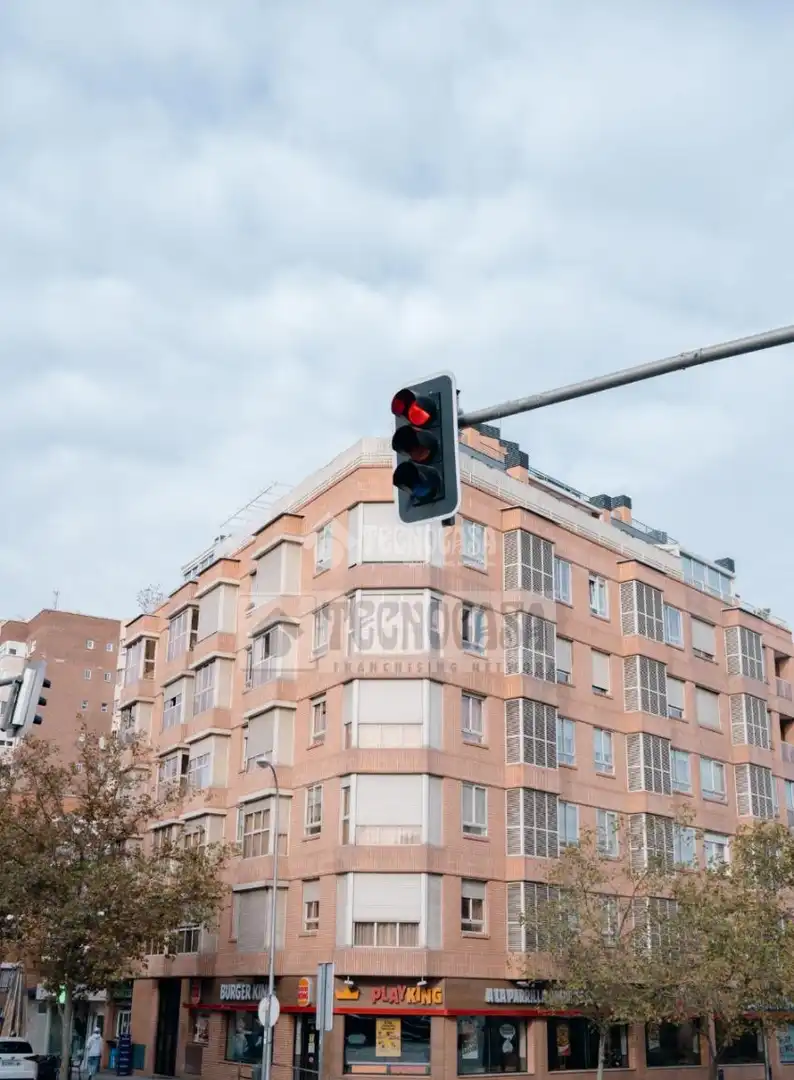 Vista exterior de Garaje en venta en Madrid