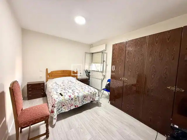 Habitación de Piso en venta en Madrid con Calefacción y Terraza