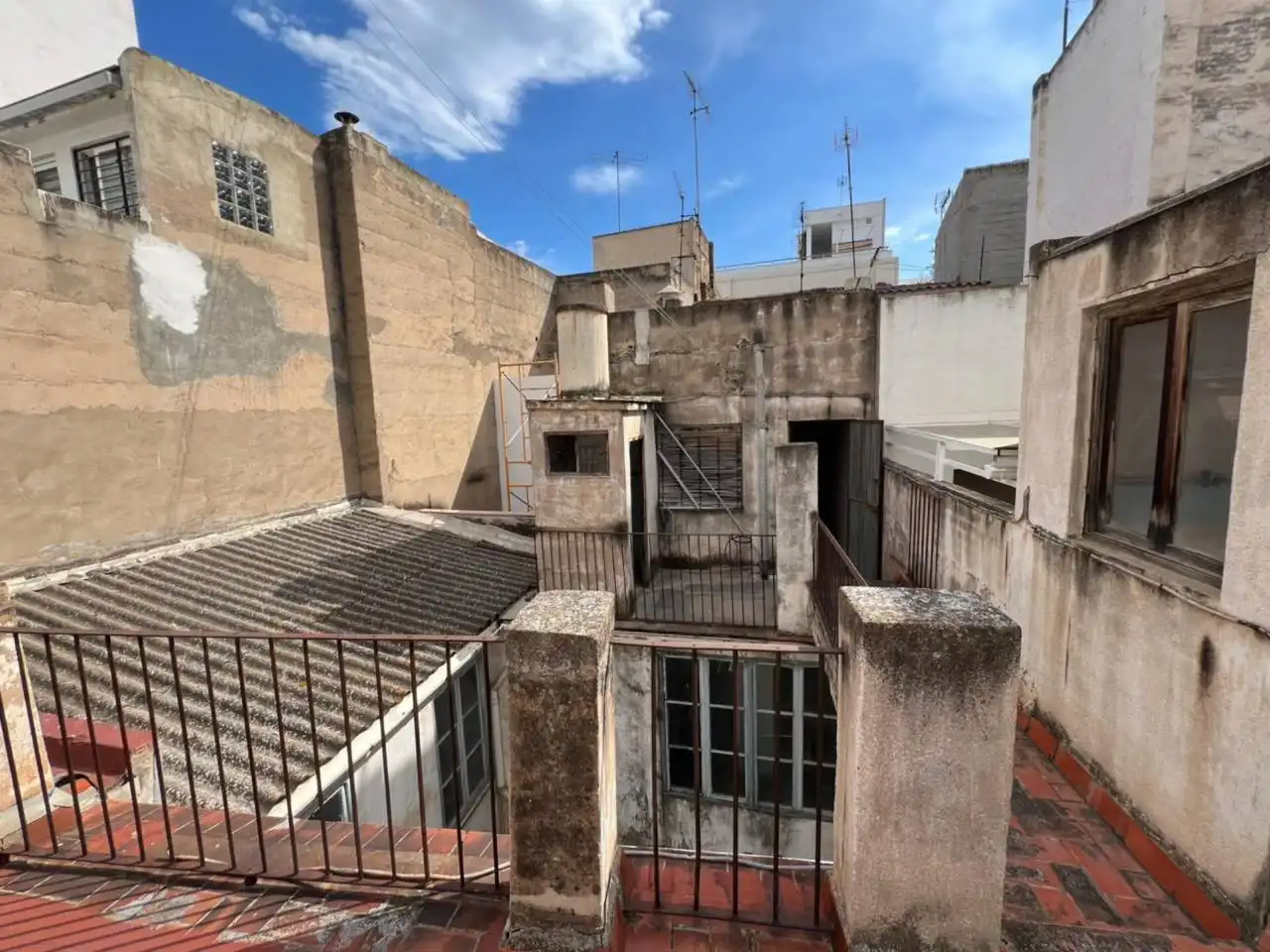 Vista exterior de Casa o xalet en venda en Castellón de la Plana / Castelló de la Plana amb Jardí privat i Terrassa
