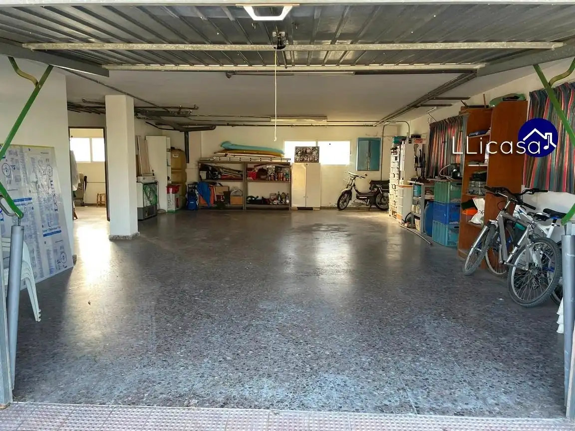 Casa o chalet en venta en La Pobla de Vallbona con Calefacción, Jardín privado y Terraza
