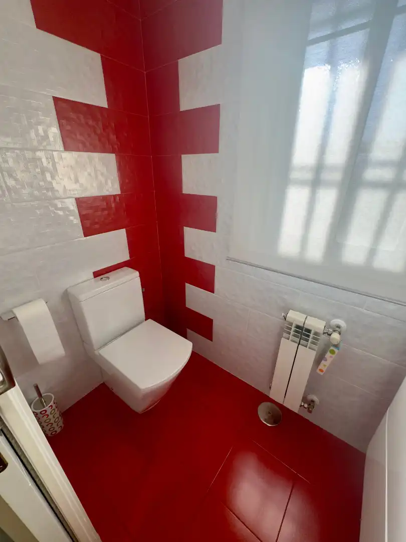Baño de Dúplex en venta en Torrejón de Ardoz con Calefacción, Jardín privado y Trastero