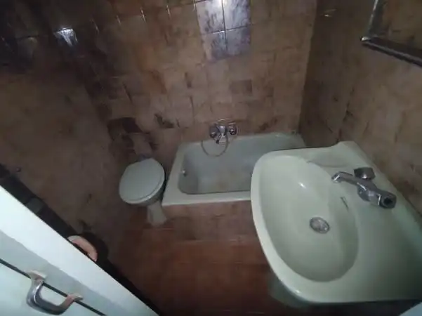 Badezimmer von Einfamilien-Reihenhaus zum Verkauf in Marçà