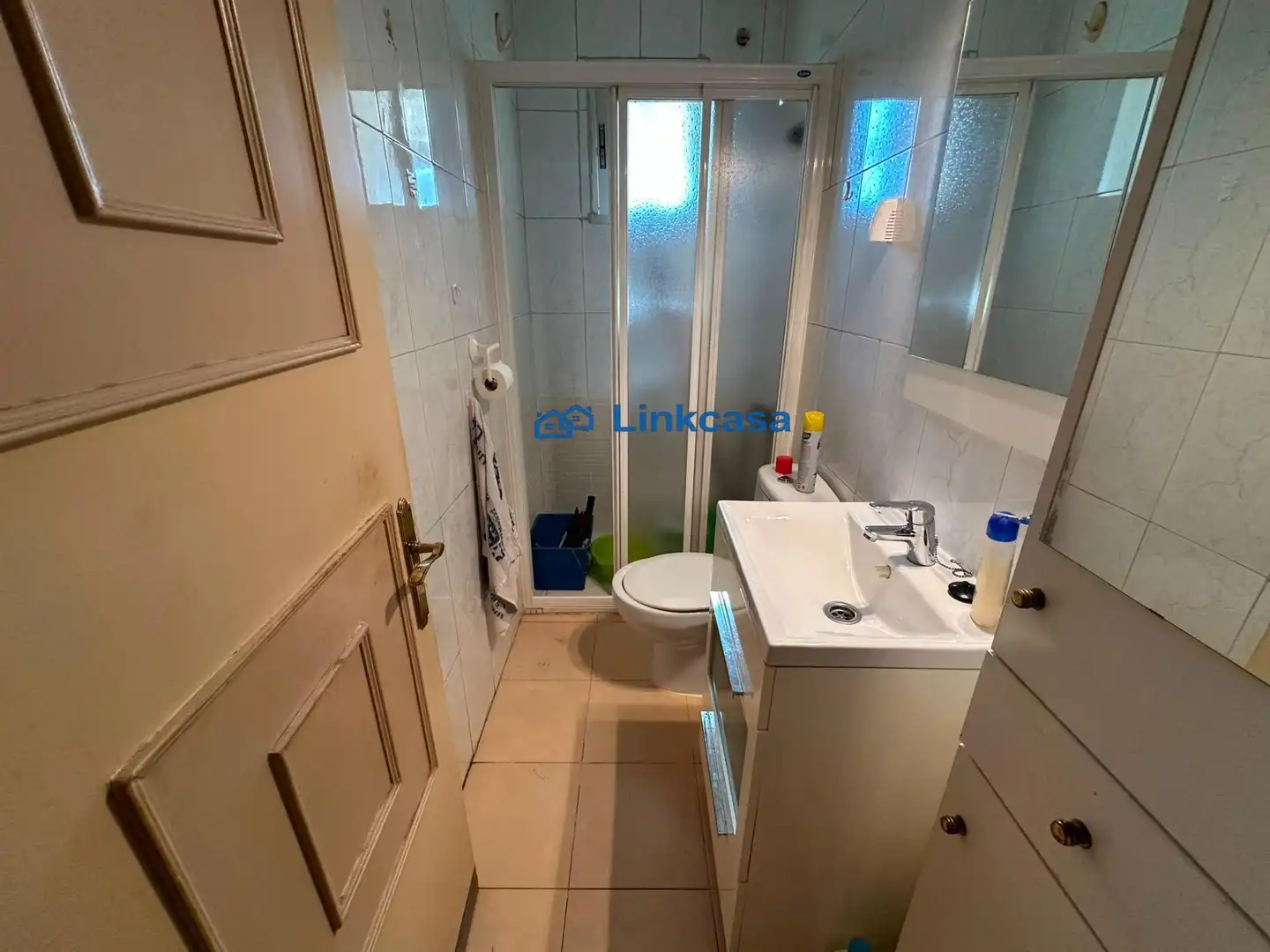Baño de Piso en venta en Madrid con Calefacción y Alarma