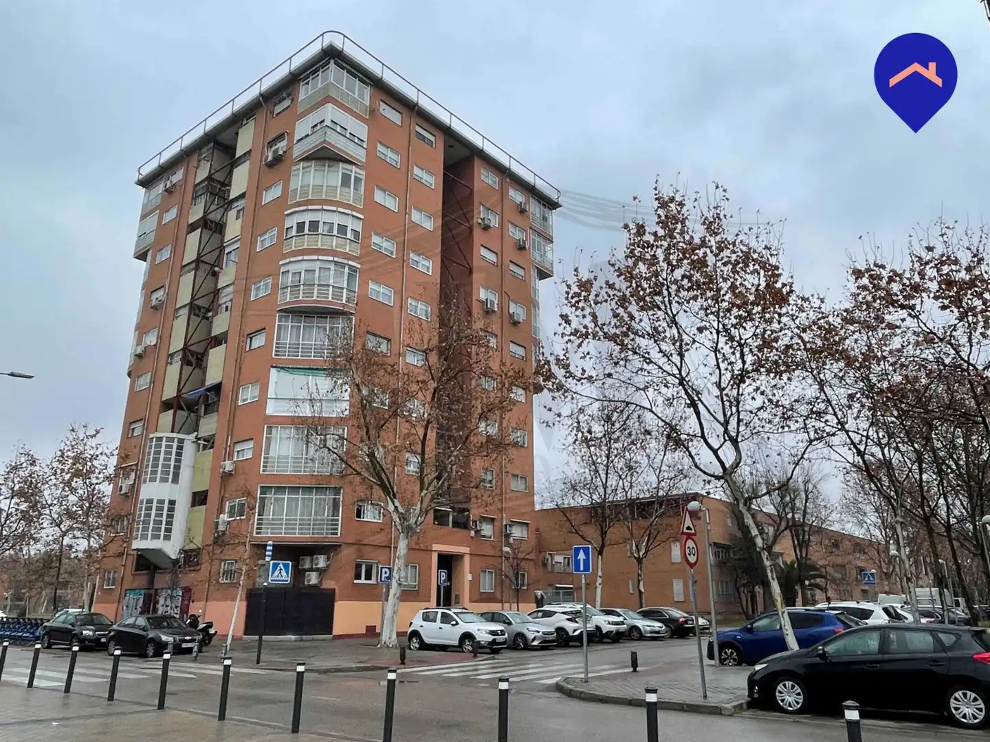 Exterior view of Flat for sale in Madrid  with Heating, Terrace and Balcony
