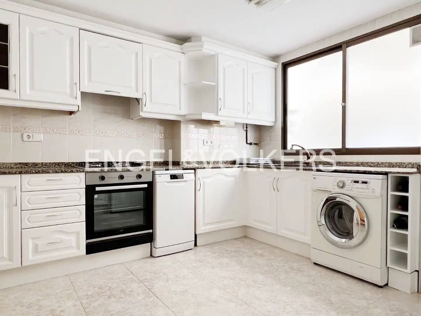 Cocina de Piso de alquiler en Valencia con Calefacción