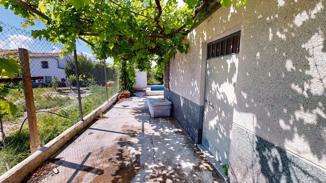 Terrassa de Casa o xalet en venda en Jaén amb Traster i Piscina comunitària