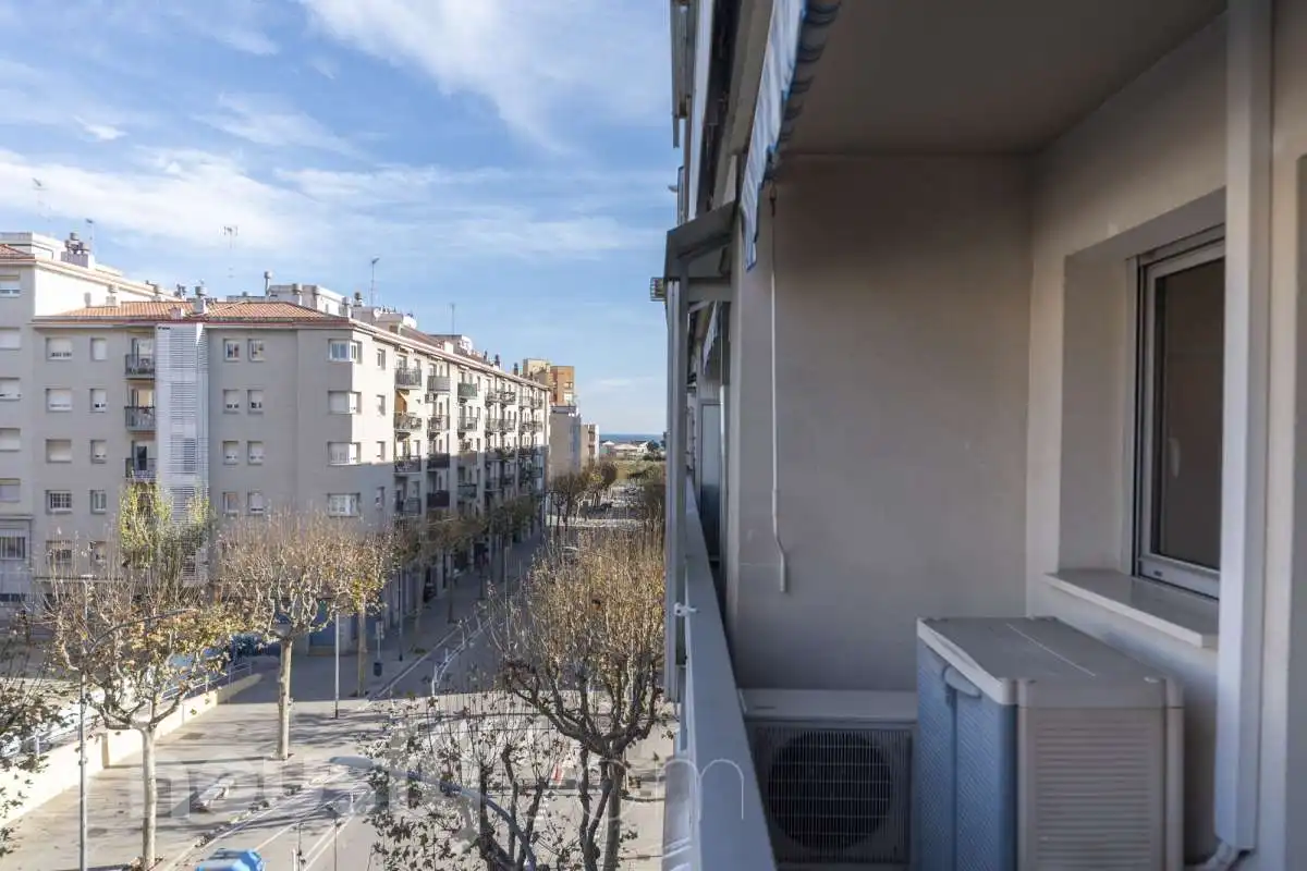 Exterior view of Flat for rent in Mataró  with Air Conditioner, Heating and Parquet flooring