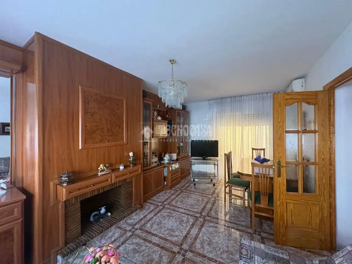 Sala de estar de Casa adosada en venta en Calera y Chozas con Aire acondicionado, Calefacción y Terraza