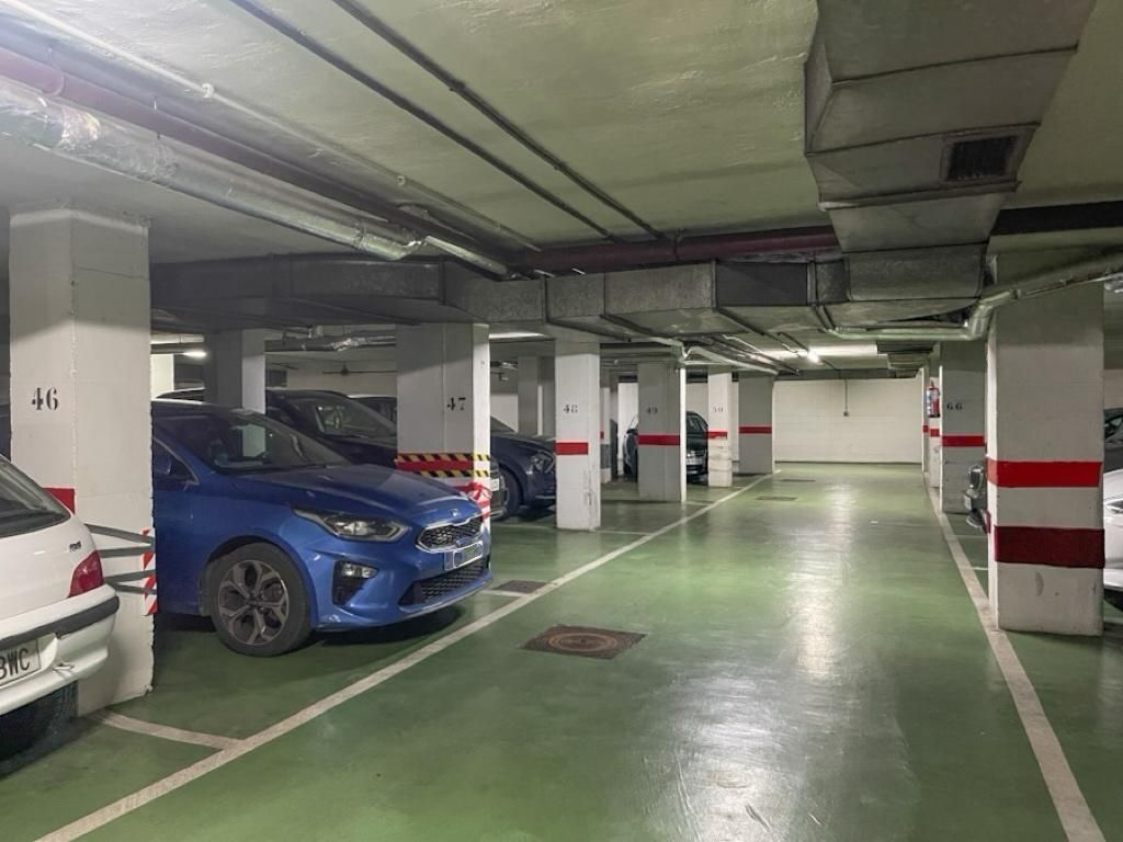 Parking of Garage for sale in  Madrid Capital