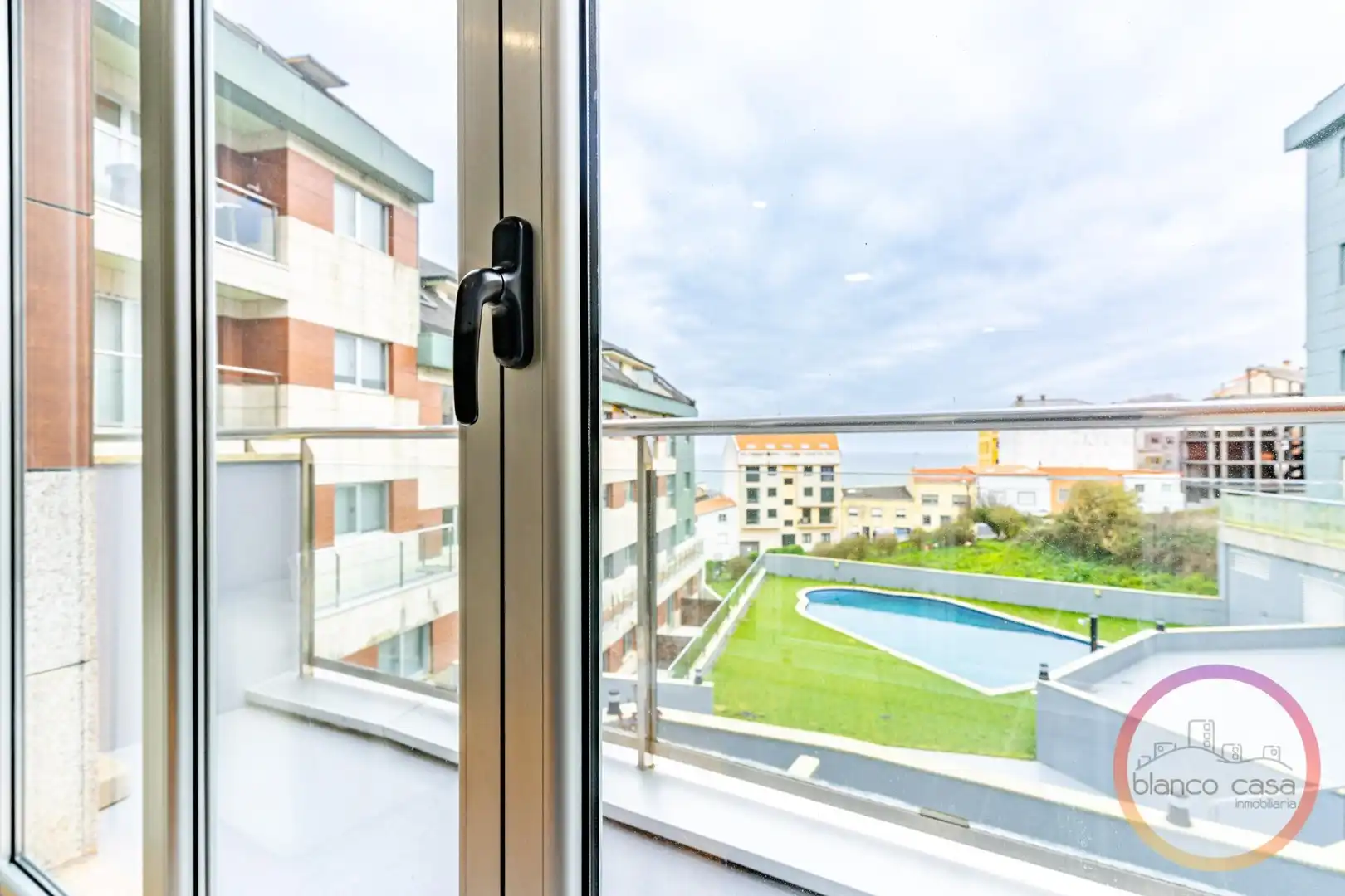 Terraza de Piso de alquiler en Malpica de Bergantiños con Calefacción, Terraza y Trastero