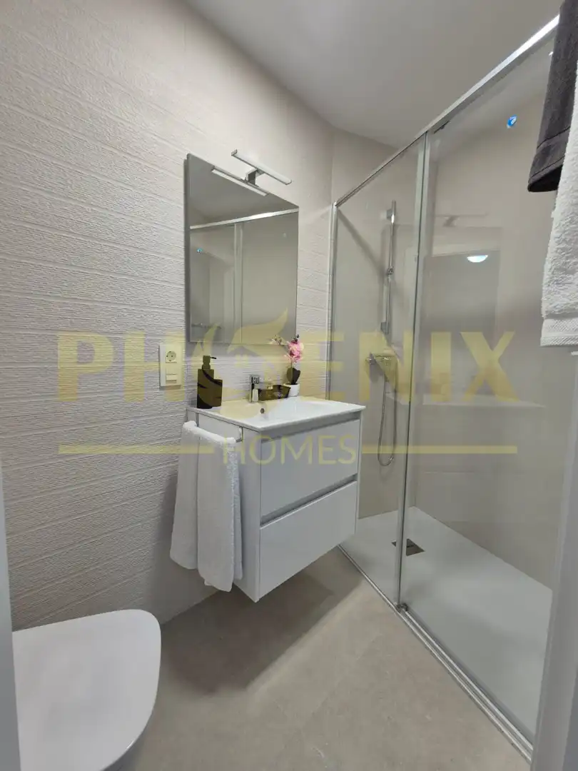Badezimmer von Maisonette zum Verkauf in Nerja mit Klimaanlage, Terrasse und Möbliert